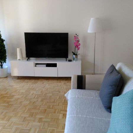 Bel Et Spacieux Appartement De 84 M² Avec Parking Tres Proche Du Metro Garibaldi Lyon Buitenkant foto
