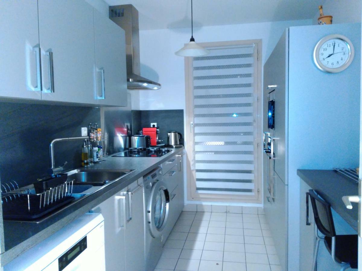 Bel Et Spacieux Appartement De 84 M² Avec Parking Tres Proche Du Metro Garibaldi Lyon Buitenkant foto