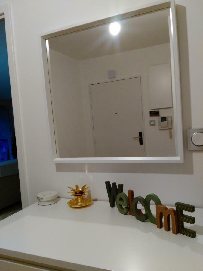 Bel Et Spacieux Appartement De 84 M² Avec Parking Tres Proche Du Metro Garibaldi Lyon Buitenkant foto